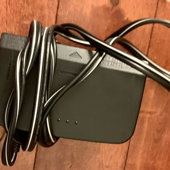 Nintendo 64 + 2 Controllers + 6 Games - Picture 8 of 12